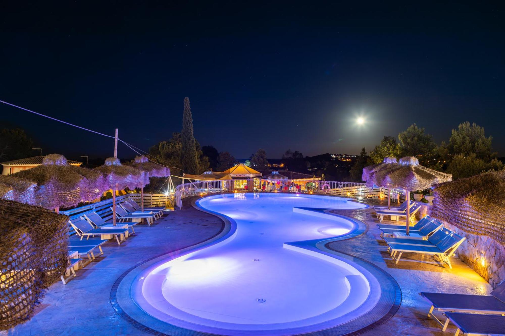 Hotel Pedra Niedda Budoni Kültér fotó