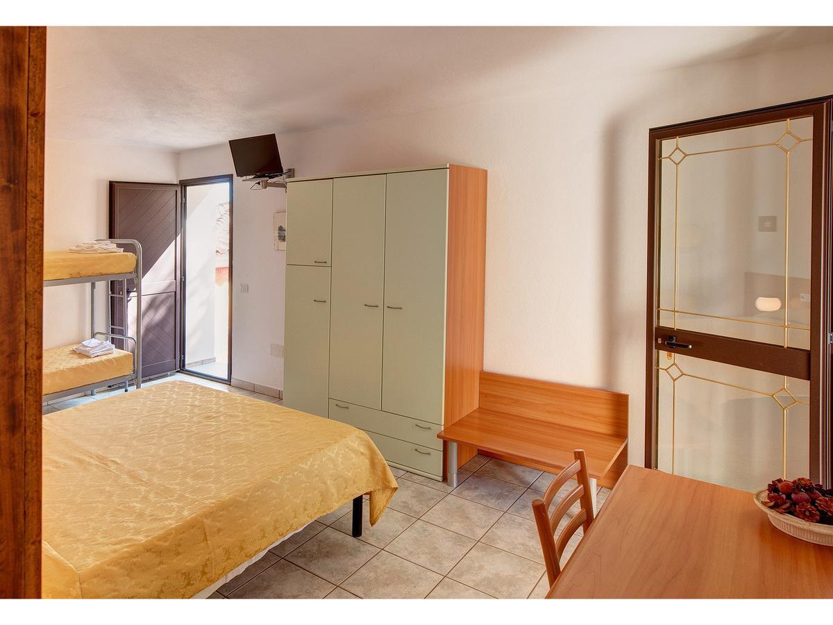 Hotel Pedra Niedda Budoni Kültér fotó