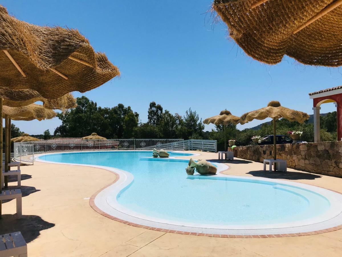 Hotel Pedra Niedda Budoni Kültér fotó